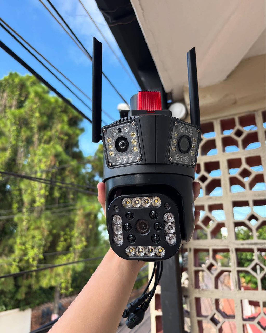 Cámara de Seguridad IP V380 Triple Lente | PTZ 360° HD 1080P con Visión Nocturna y Audio Bidireccional